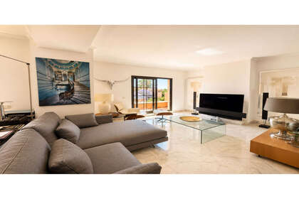 Apartment for sale in Estepona, Málaga. 