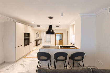 Apartmány na prodej v Nueva andalucia, Málaga. 