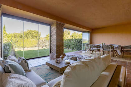 Apartmány na prodej v Casares, Málaga. 