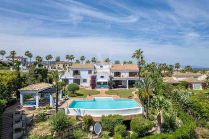 Řadový dům na prodej v Sotogrande, Cádiz. 