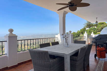 Apartment for sale in Mijas, Málaga. 