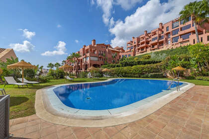 Apartment for sale in Calahonda, Mijas, Málaga. 