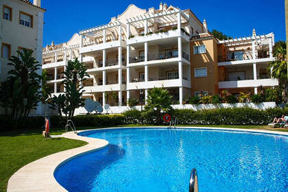 Apartment for sale in Nueva andalucia, Málaga. 