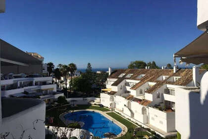 Apartment for sale in Nueva andalucia, Málaga. 