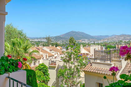 Apartment for sale in Nueva andalucia, Málaga. 