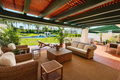 Apartment for sale in Nueva andalucia, Málaga. 