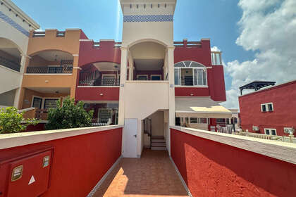 Casa Cluster venda em Punta Prima, Alicante. 