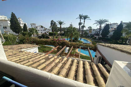 Apartment for sale in Nueva andalucia, Málaga. 