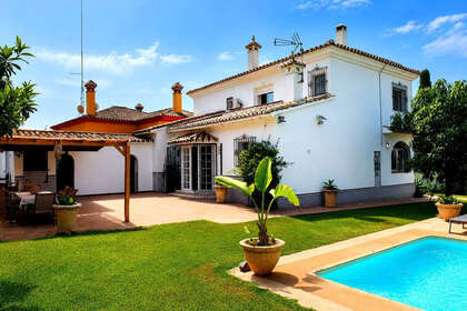 Cluster house for sale in Marbella, Málaga. 