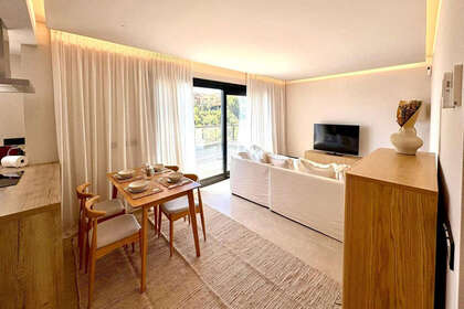 Apartment for sale in Nueva andalucia, Málaga. 