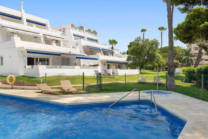 Apartment for sale in Nueva andalucia, Málaga. 