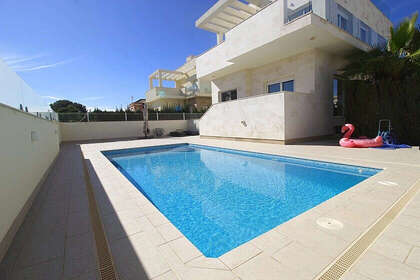 Casa Cluster venda em Zenia, La, Alicante. 