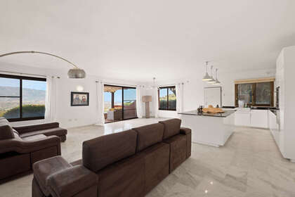 Apartamento venda em Ojén, Málaga. 