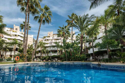 Lejlighed til salg i Nueva andalucia, Málaga. 