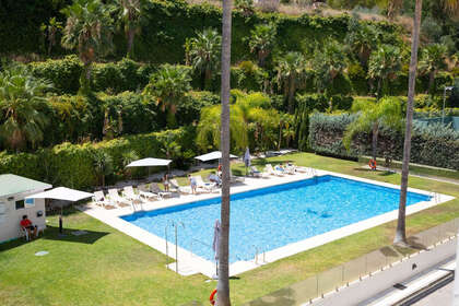 Apartmány na prodej v Nueva andalucia, Málaga. 
