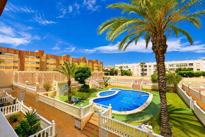 Apartmány na prodej v Playa de San Juan, Alicante. 