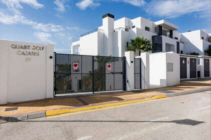 Apartmány na prodej v Casares, Málaga. 