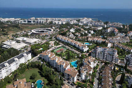 Apartmány na prodej v Nueva andalucia, Málaga. 