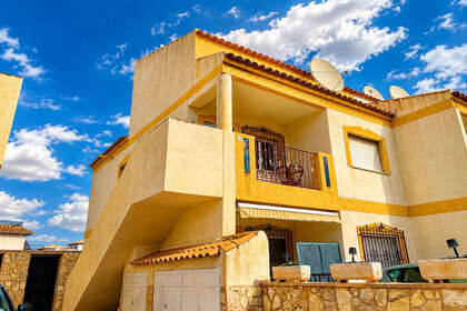 Апартаменты Продажа в Orihuela-Costa, Alicante. 