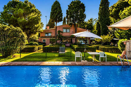 Maison de ville vendre en Guadalmina, Málaga. 