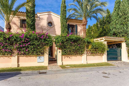 Maison de ville vendre en Guadalmina, Málaga. 