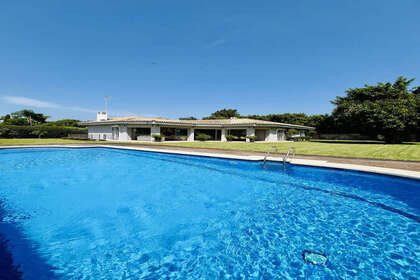 Maison de ville vendre en Guadalmina, Málaga. 
