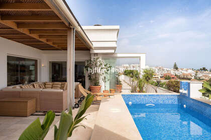 Apprt dernier Etage vendre en Nueva andalucia, Málaga. 