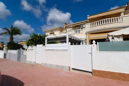 房子 出售 进入 Benijófar, Alicante. 