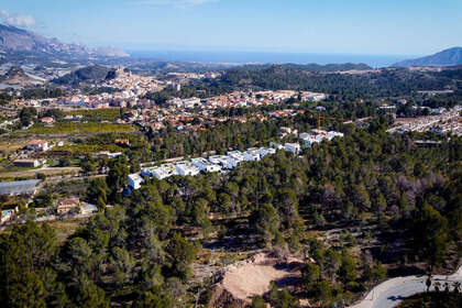 联排别墅 出售 进入 Polop, Alicante. 