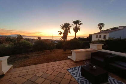 Cluster house for sale in Estepona, Málaga. 