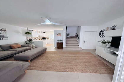 House for sale in Orihuela-Costa, Alicante. 