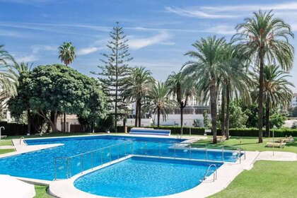 Apartment for sale in Nueva andalucia, Málaga. 