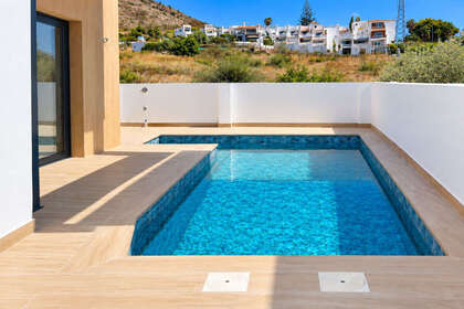 Maison de ville vendre en Nerja, Málaga. 