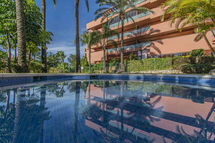 Appartement vendre en Puerto Banús, Marbella, Málaga. 
