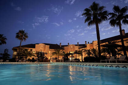 酒店公寓 出售 进入 Río Real, Marbella, Málaga. 