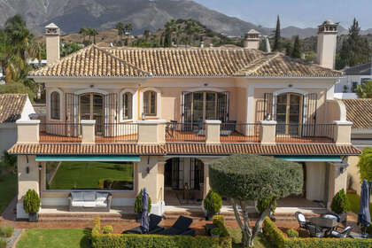 联排别墅 出售 进入 Mijas Golf, Málaga. 