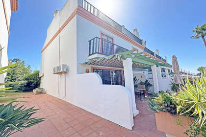 房子 出售 进入 Puerto de Cabopino, Marbella, Málaga. 