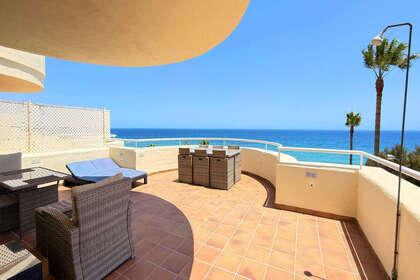 耳房 出售 进入 Estepona, Málaga. 
