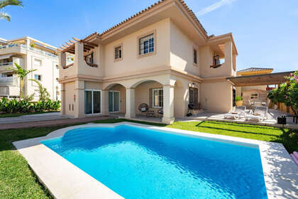 Cluster house for sale in La Cala de Mijas, Málaga. 