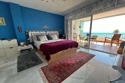 Apartment for sale in Calahonda, Mijas, Málaga. 