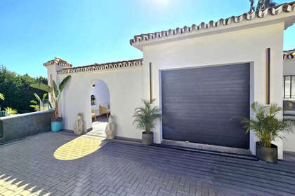 Cluster house for sale in Mijas Costa, Málaga. 