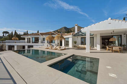 Chalet Adosado venta en Benalmádena, Málaga. 