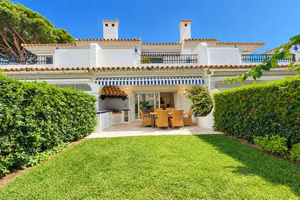 Casa venta en Puerto de Cabopino, Marbella, Málaga. 