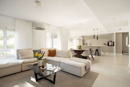 Apartamento venta en San Pedro de Alcántara, Marbella, Málaga. 
