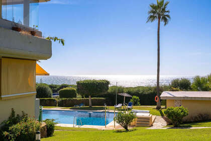 Penthouse/Dachwohnung zu verkaufen in Puerto de Cabopino, Marbella, Málaga. 
