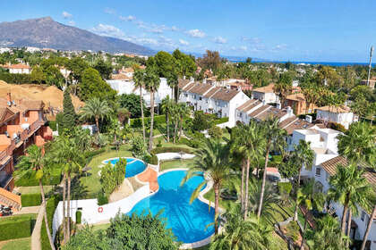 Haus zu verkaufen in Estepona, Málaga. 