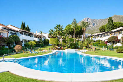 Penthouse/Dachwohnung zu verkaufen in Puerto Banús, Marbella, Málaga. 