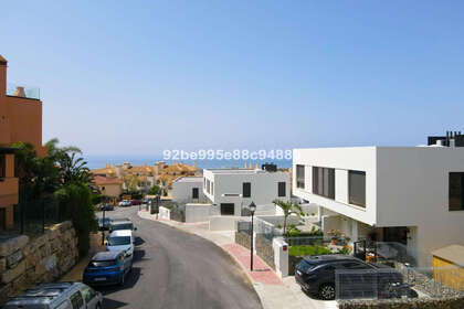 House for sale in Riviera Del Sol, Marbella, Málaga. 