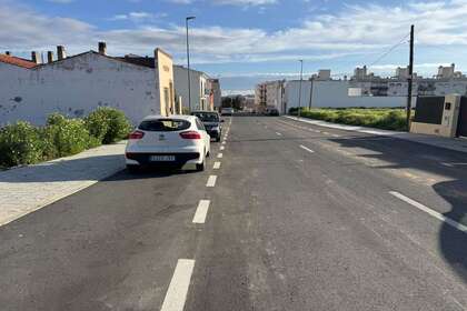 Městský pozemek na prodej v Almendralejo, Badajoz. 