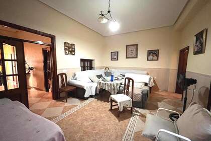 House for sale in Almendralejo, Badajoz. 